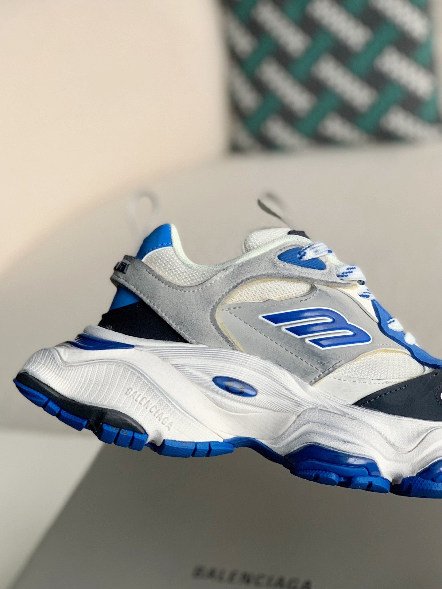 Balenciaga Runner