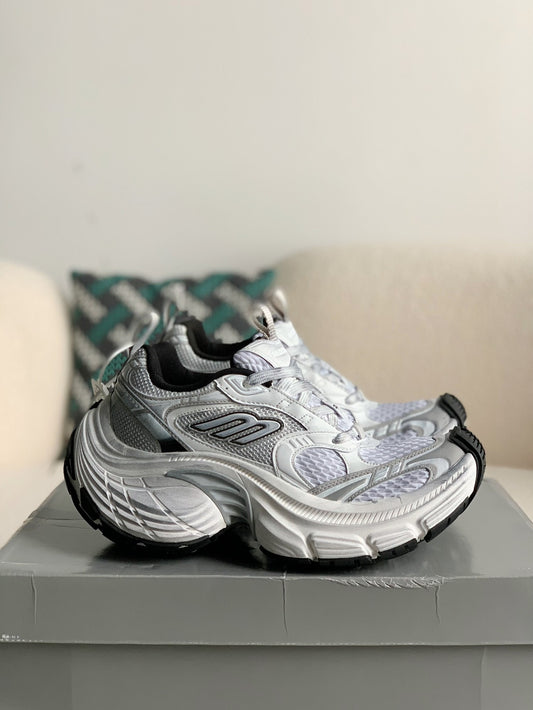 Balenciaga Runner