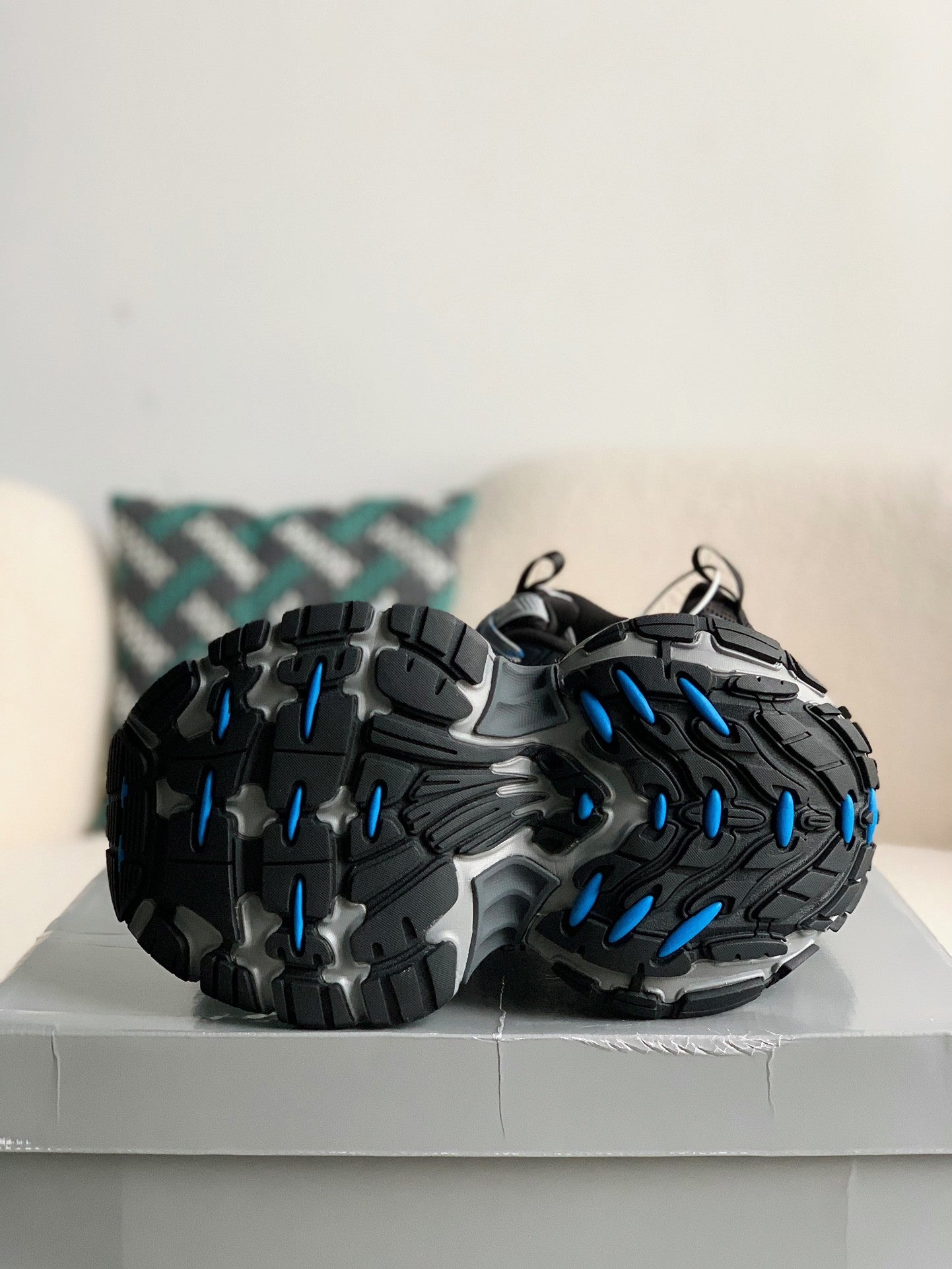 Balenciaga Runner