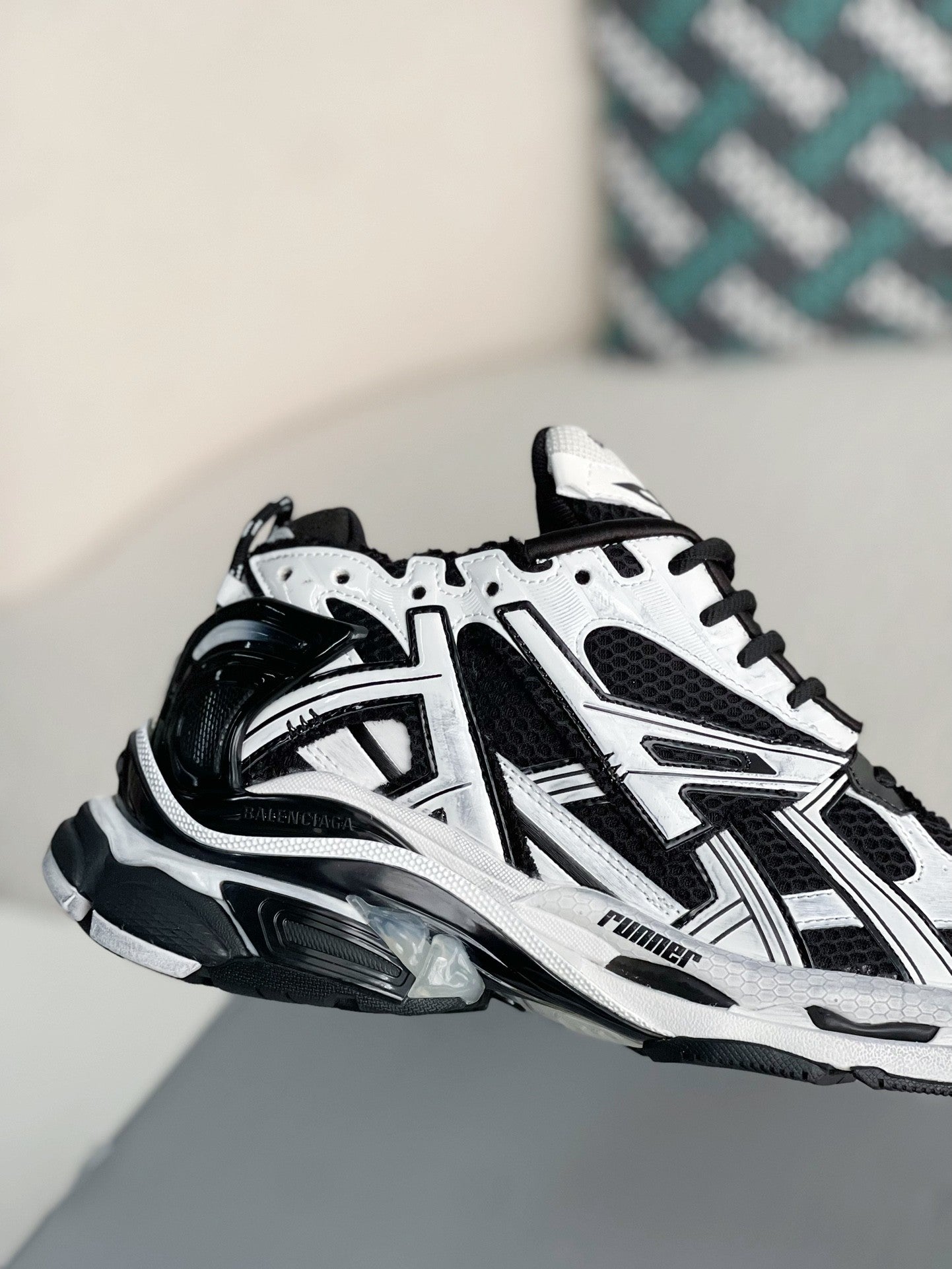 Balenciaga Runner