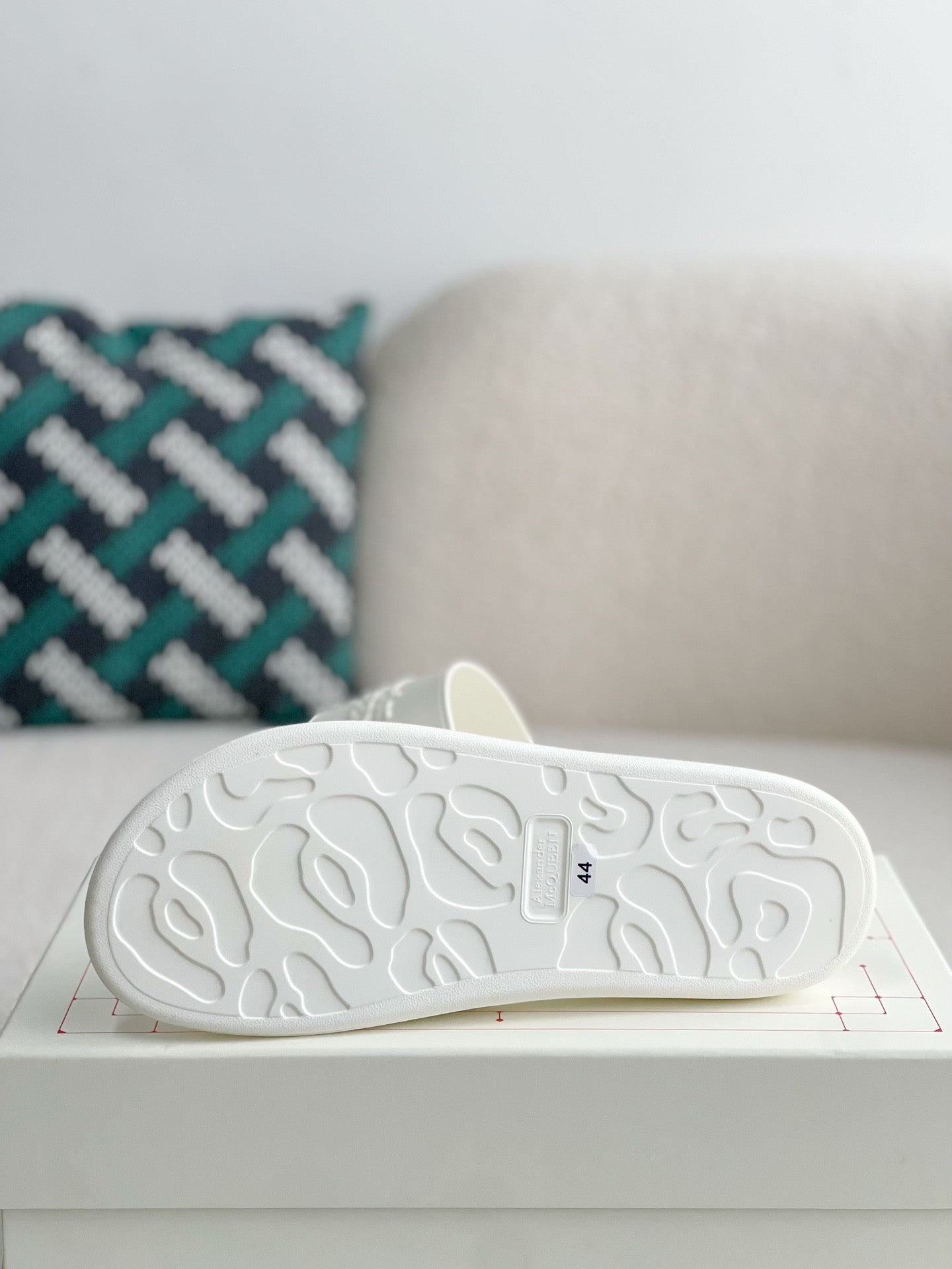 Alexander McQueen Slipper