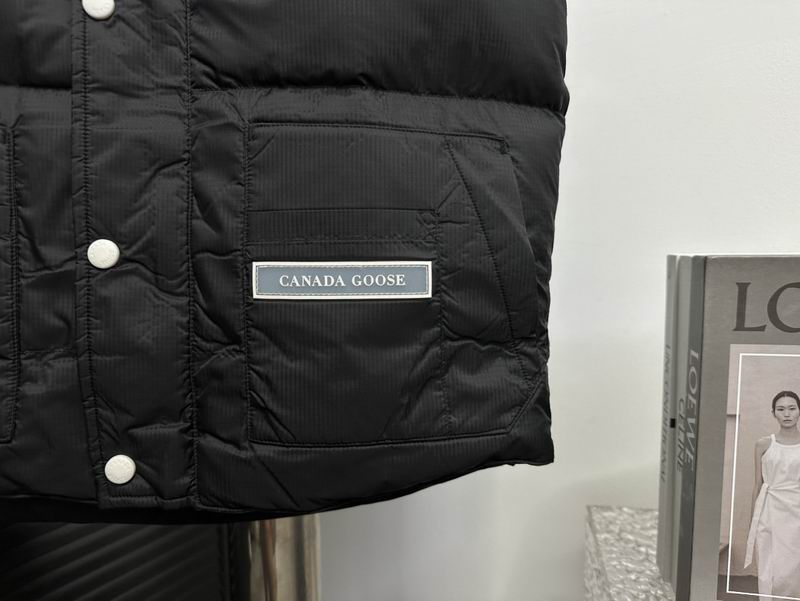 Canada Goose Sleveless Vest