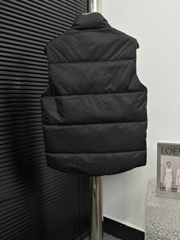 Canada Goose Sleveless Vest