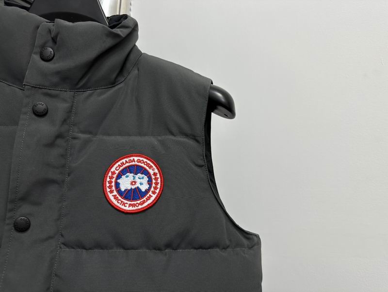 Canada Goose Sleveless Vest