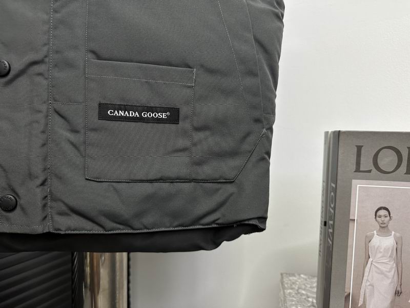 Canada Goose Sleveless Vest