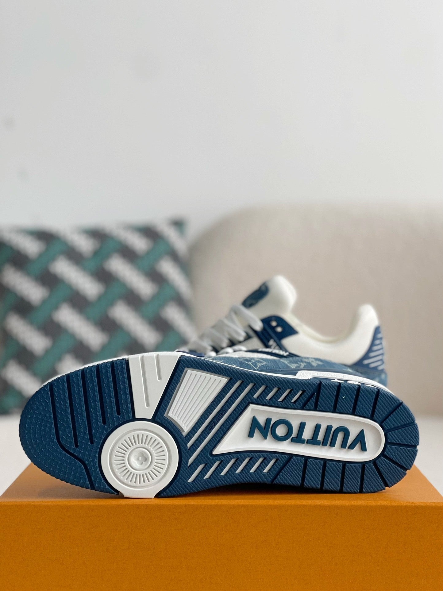 Louis Vuitton Trainer