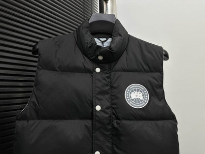 Canada Goose Sleveless Vest