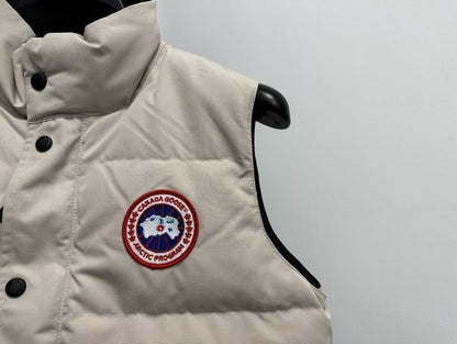 Canada Goose Sleveless Vest