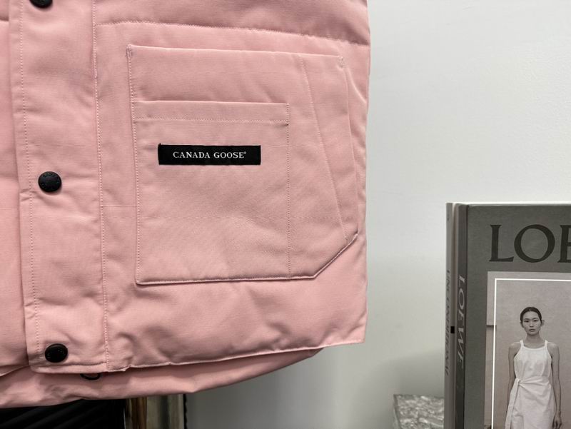 Canada Goose Sleveless Vest